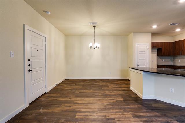 Photo - 648 Blackland dr