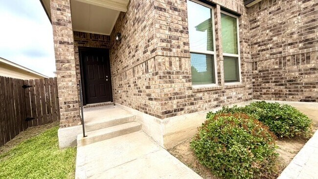 Photo - 11104 Santillana Loop