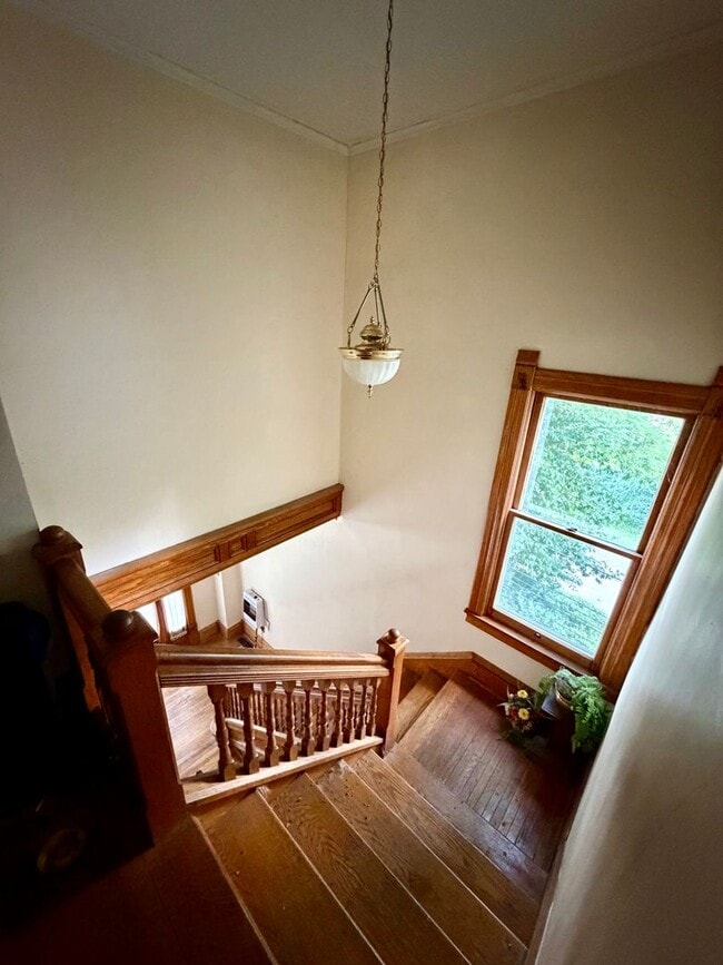 Photo - 301 S 9th St Unit Apt #2