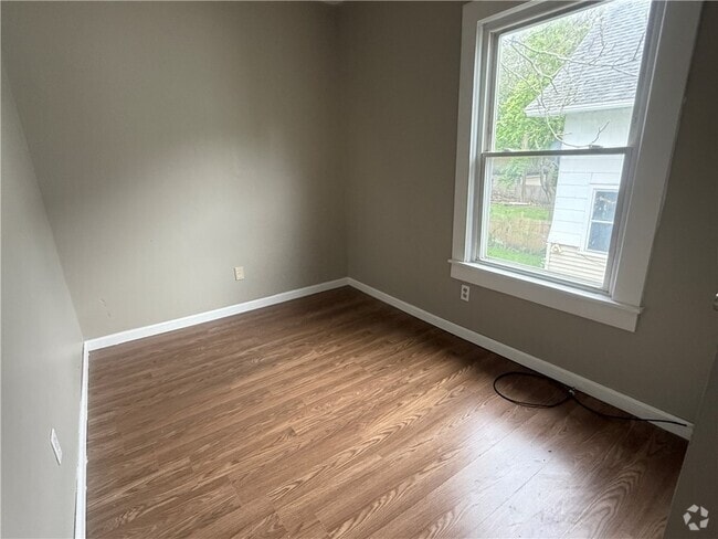 Building Photo - 735 Chili Ave Rental