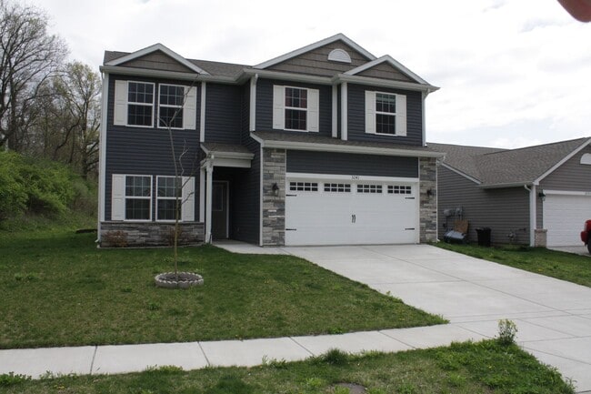 Photo - 4 Bd 2.5 Ba Townhome with 2 car garage