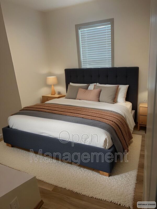 Photo - 825 1st Ave E