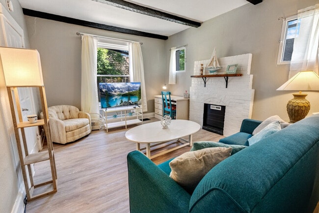 Photo - 1400 N Humboldt St Unit ID1341157P