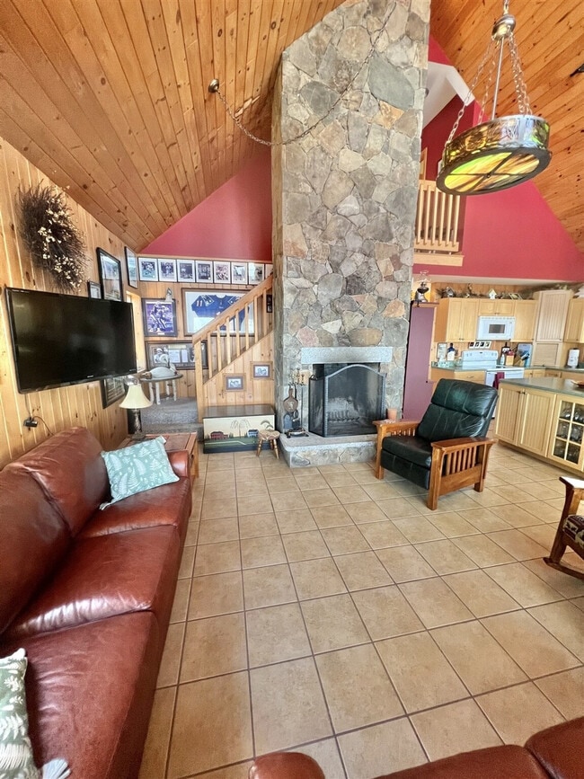 Building Photo - 11 Sandy Cove Rd Extension Unit ID1255947P Rental