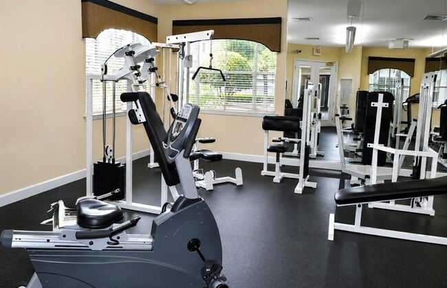 Photo - 6572 Swissco Dr Unit 215