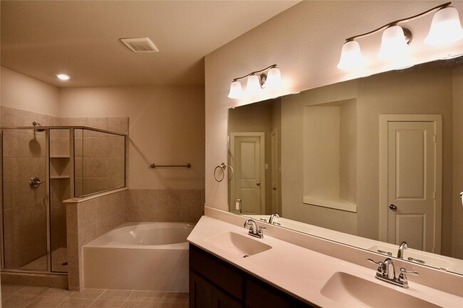 Photo - 3916 Trenton Pl