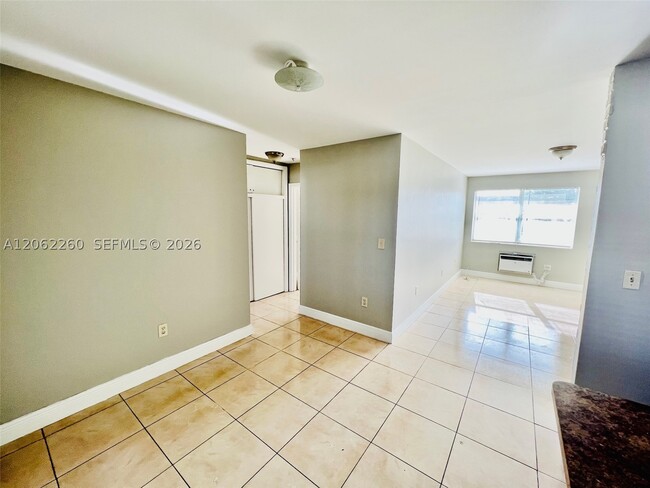 Photo - 7613 Venetian St Unit C