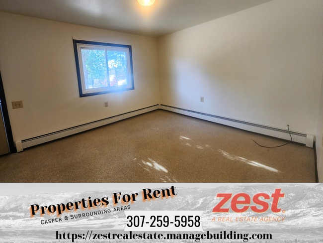 Photo - 237 E K St