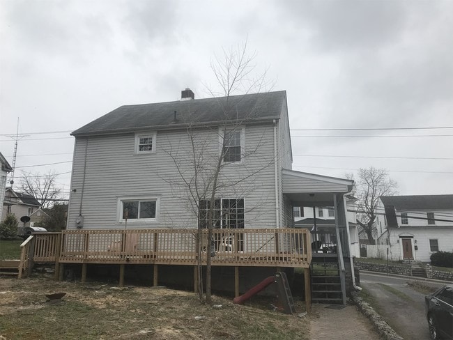 Photo - 203 E Moler Ave