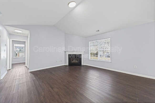 Photo - 2300 Genesis Dr