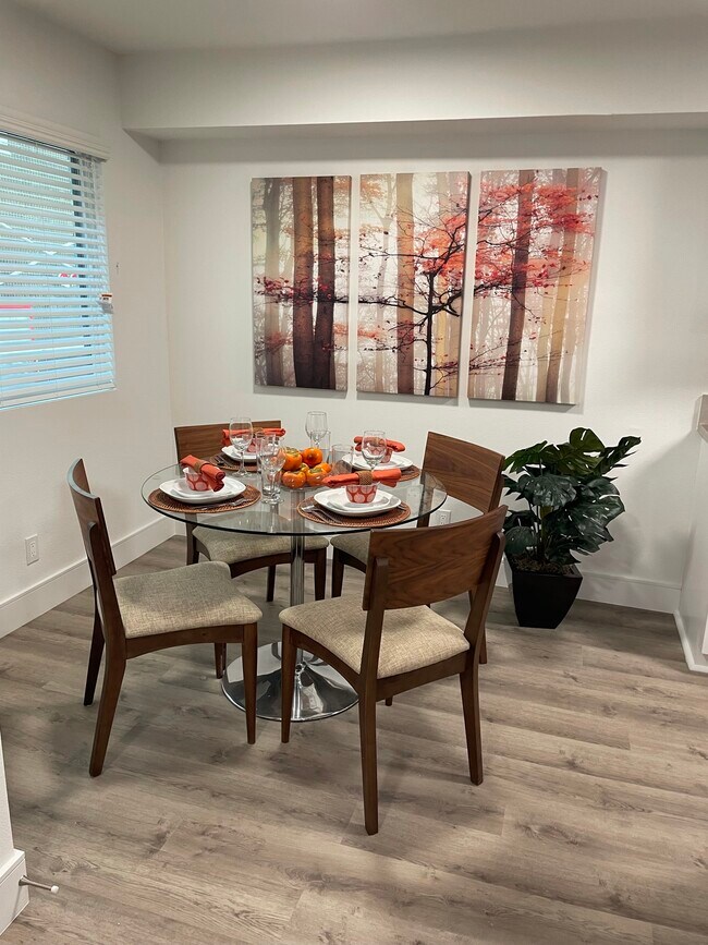 Photo - NEW 2 Bed, 2 Bath LOFTS! HEART OF KOREATOW...