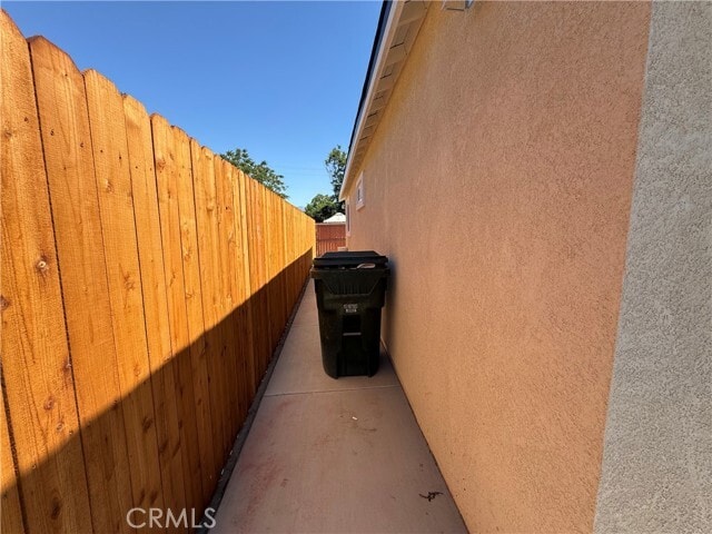 Photo - 26464 Temple St