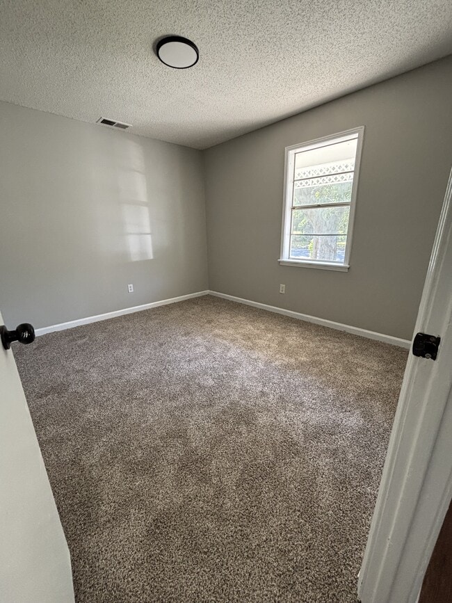 Photo - 111 E Cherry St