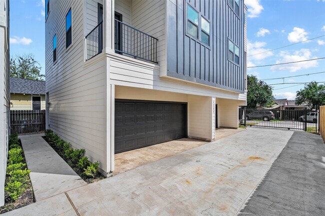 Photo - 4205 Allston St