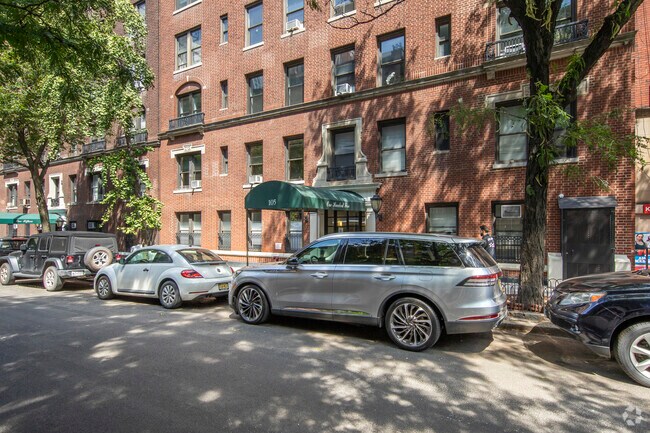 Photo - 105 W 73rd St