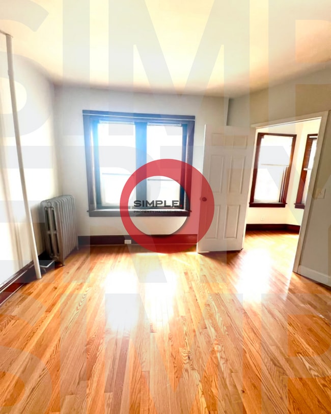 37 E Philadelphia Ave Unit 5