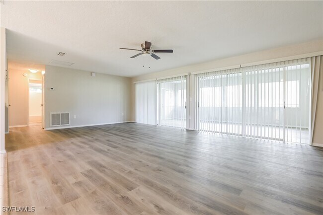 Photo - 1303 Pine Needle Rd