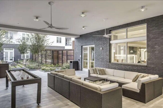 Photo - 2525 CityWest Blvd Unit B3A