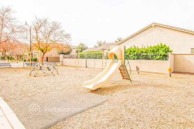 Photo - 1506 S Colt Dr