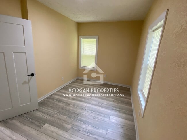 Photo - 1140 Manor Ct