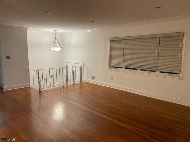 Photo - 115 Northfield Rd