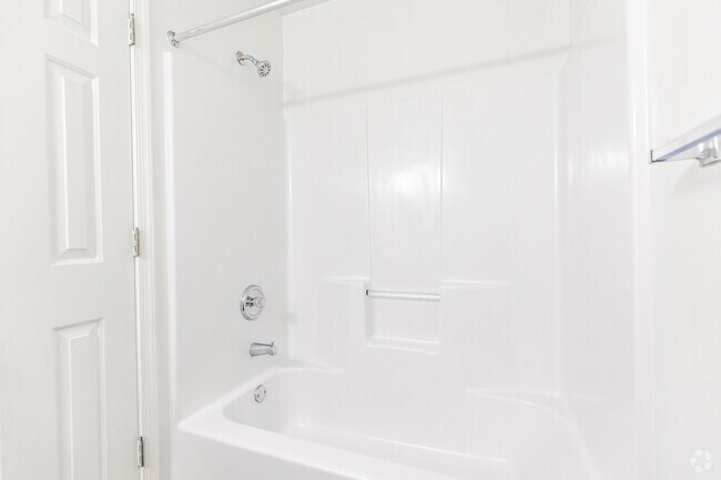 2BR, 2BA