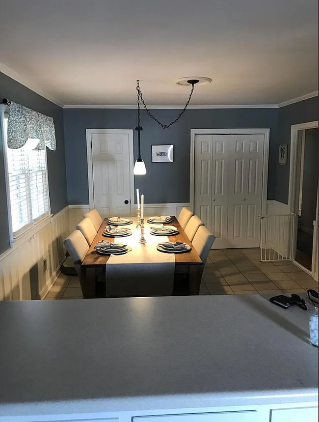 Photo - 223 Willow Springs Dr