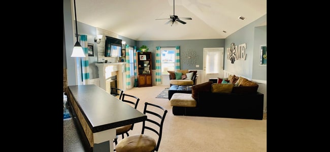 Photo - 209 Courthouse Ln