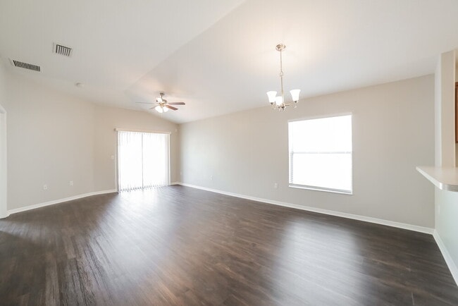 Photo - 7329 Lumber Port Dr