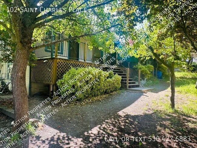 Photo - 102 W St Charles St Unit 4
