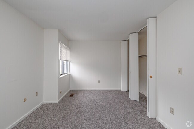 2BR, 1.5BA - 1,300SF - Secondary Bedroom