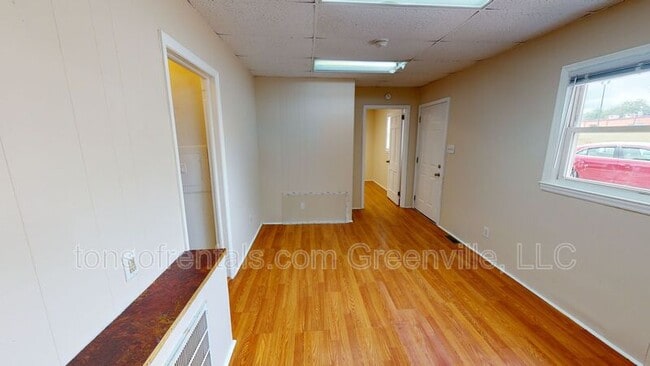 Photo - 520 W Frederick St