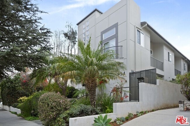 Building Photo - 954 14th St Rental