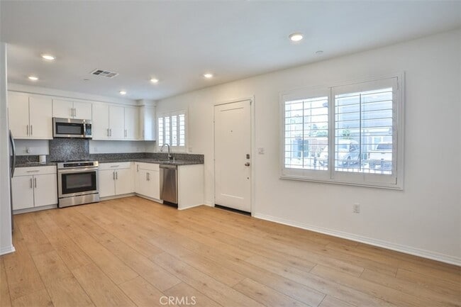 Photo - 7419 Olive Grv St