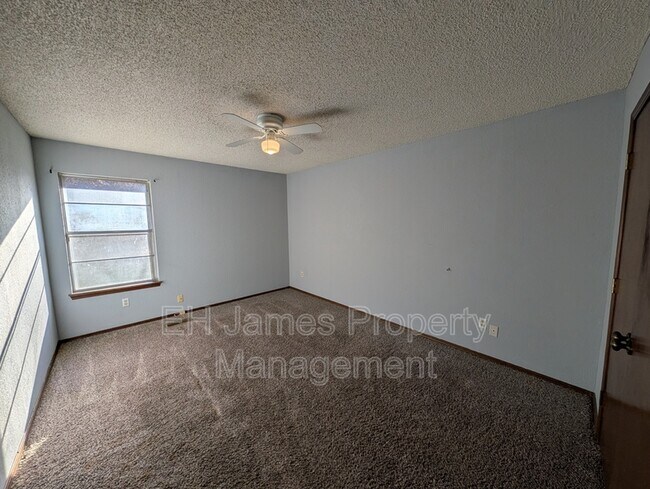 Photo - 7323 S Canton Ave