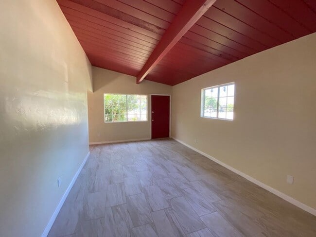 Photo - 4901 Frink Ave Unidad 4901 Frink Avenue