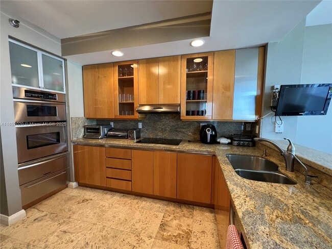 Photo - 21150 Point Pl Unit 2305