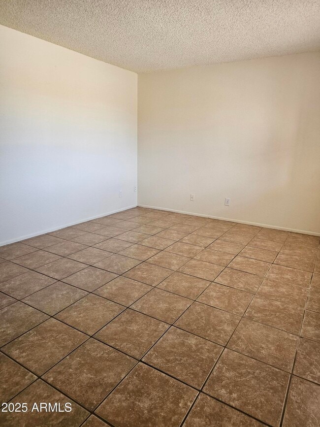 Photo - 4939 E Evergreen Dr