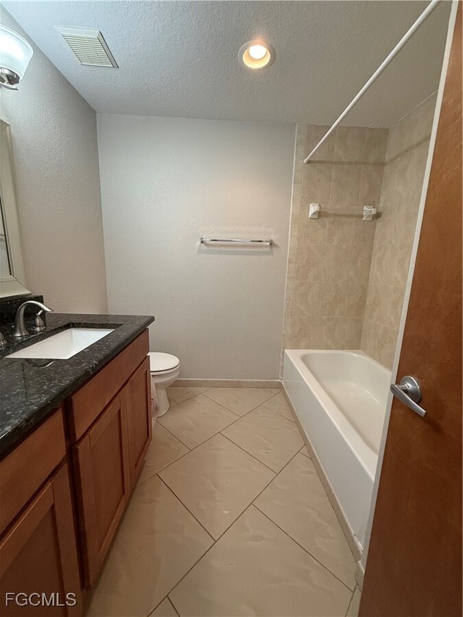 Photo - 8555 Bernwood Cove Loop Unidad 103