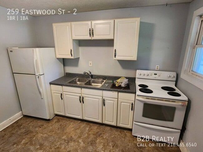 Photo - 259 Eastwood St Unit 2