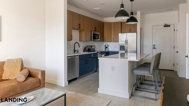 Photo - 1007 S Mint St Unit 705