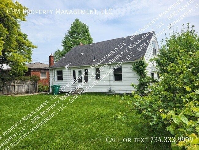 Photo - 15305 Evergreen Ave