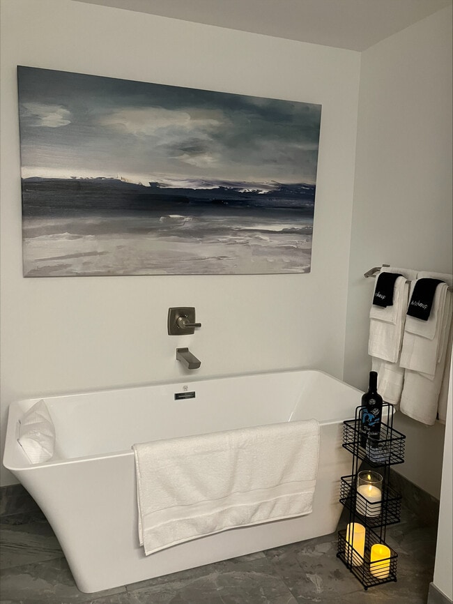 Photo - 419 E Market St