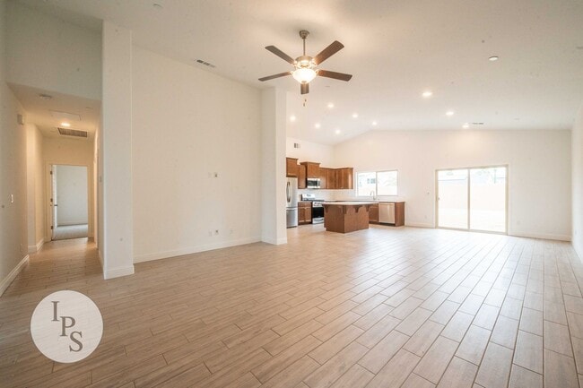 Photo - 352 N Millard Ave