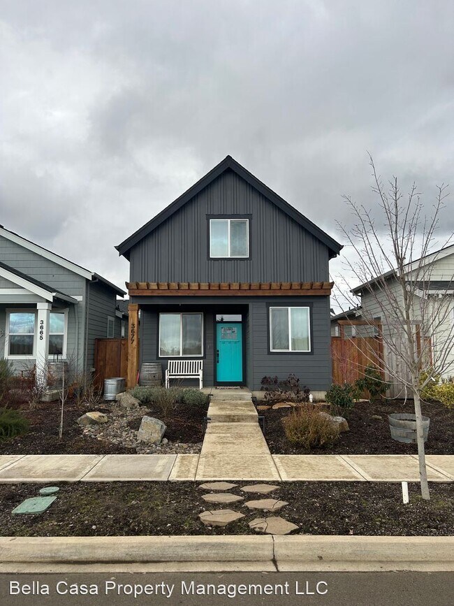 3 br, 2 bath House - 3677 NE McDonald Lane - 3 br, 2 bath House - 3677 NE McDonald Lane