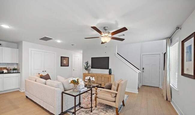 Photo - 18831 Glenwood Chase Ct