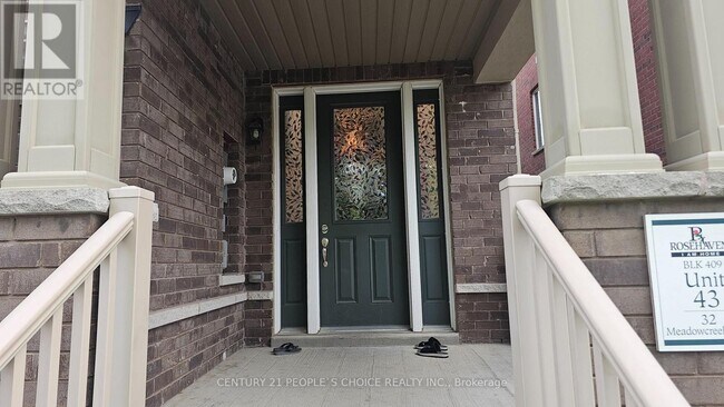Photo - 32 Meadowcreek Rd