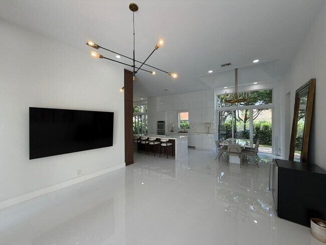 Photo - 17311 Bermuda Village Dr