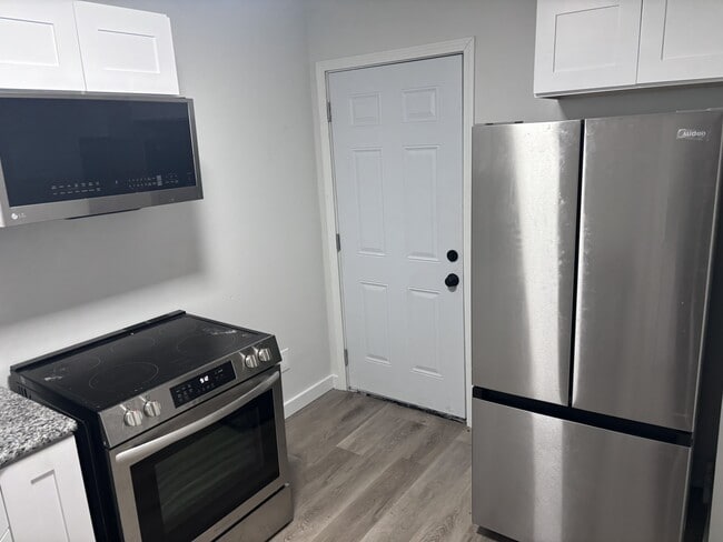 Photo - 2747 Washington Ave