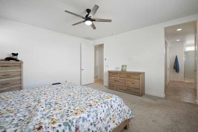 Photo - 3110 E Hayfield Way